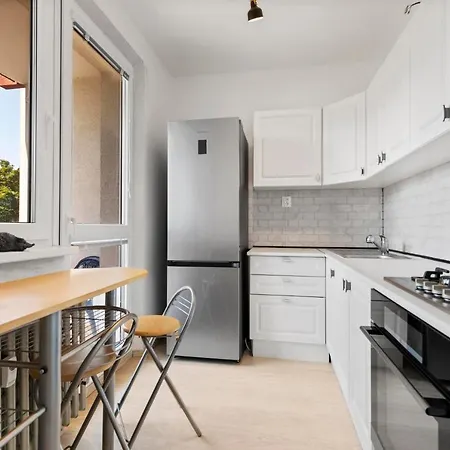 20 Minutes From Center W Netflix, Coffee Or Tea & Parking Apartment Bratislava